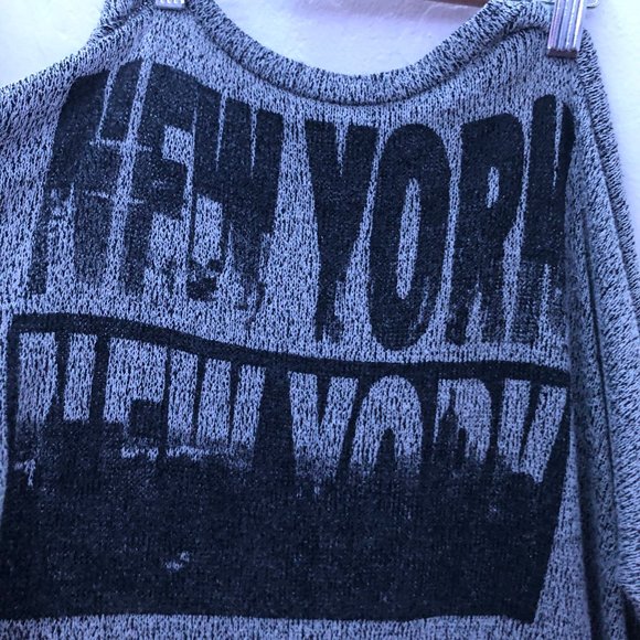 "new york" longsleee - Picture 2 of 3